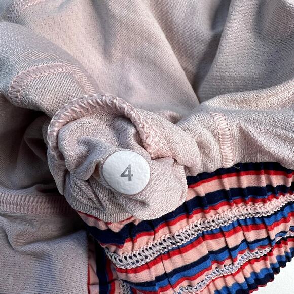 Lululemon Athletica Make A Move Shorts Twisted Dune Striped Pink Alarming Size 4 - Picture 6 of 16